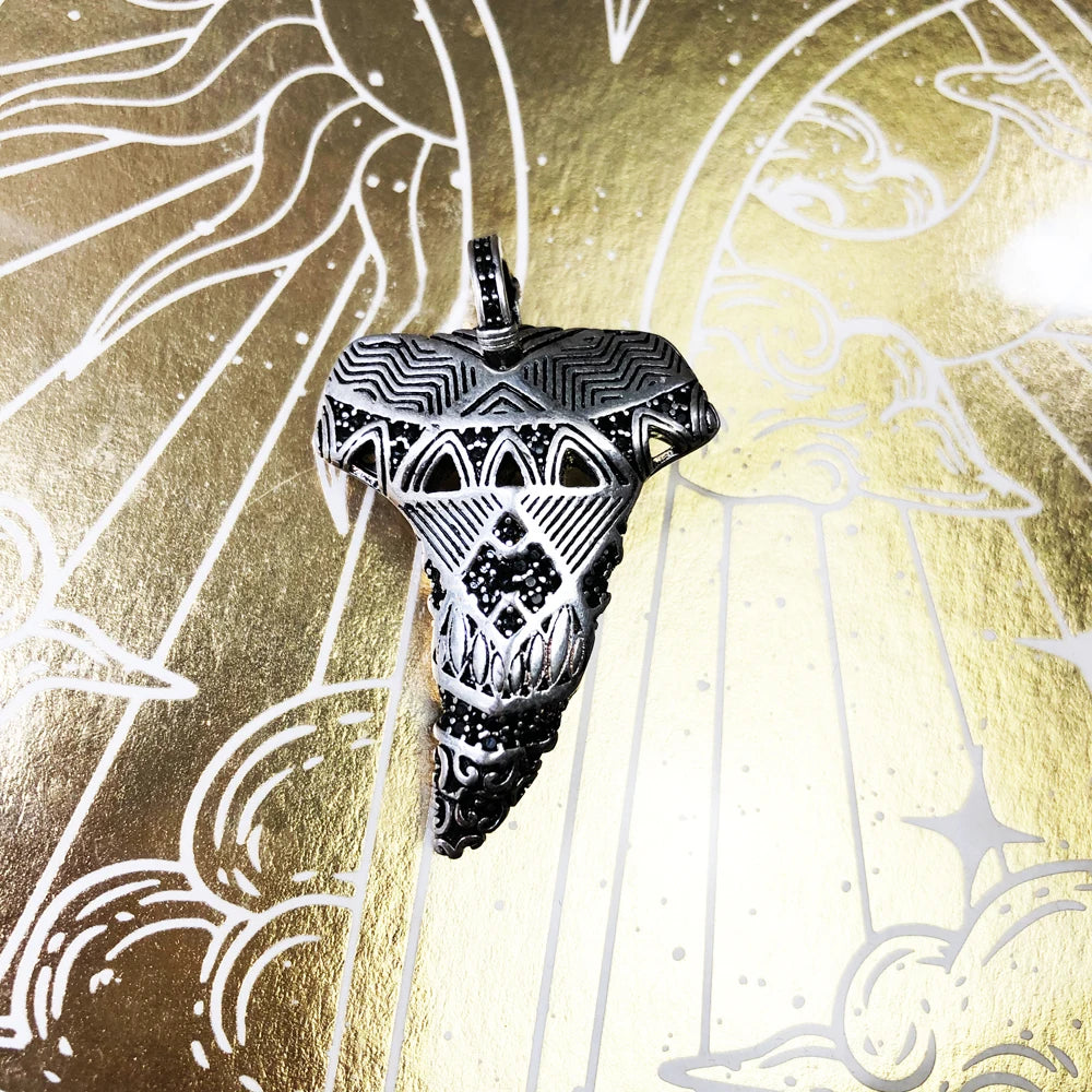 Maori Shark Tooth Pendant Silver