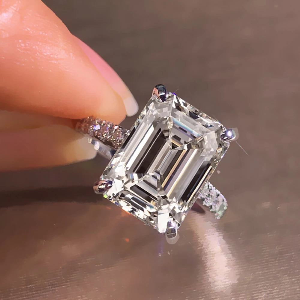 Emerald Cut Moissanite Ring, 4CT D Color VVS1 Luxury look for women