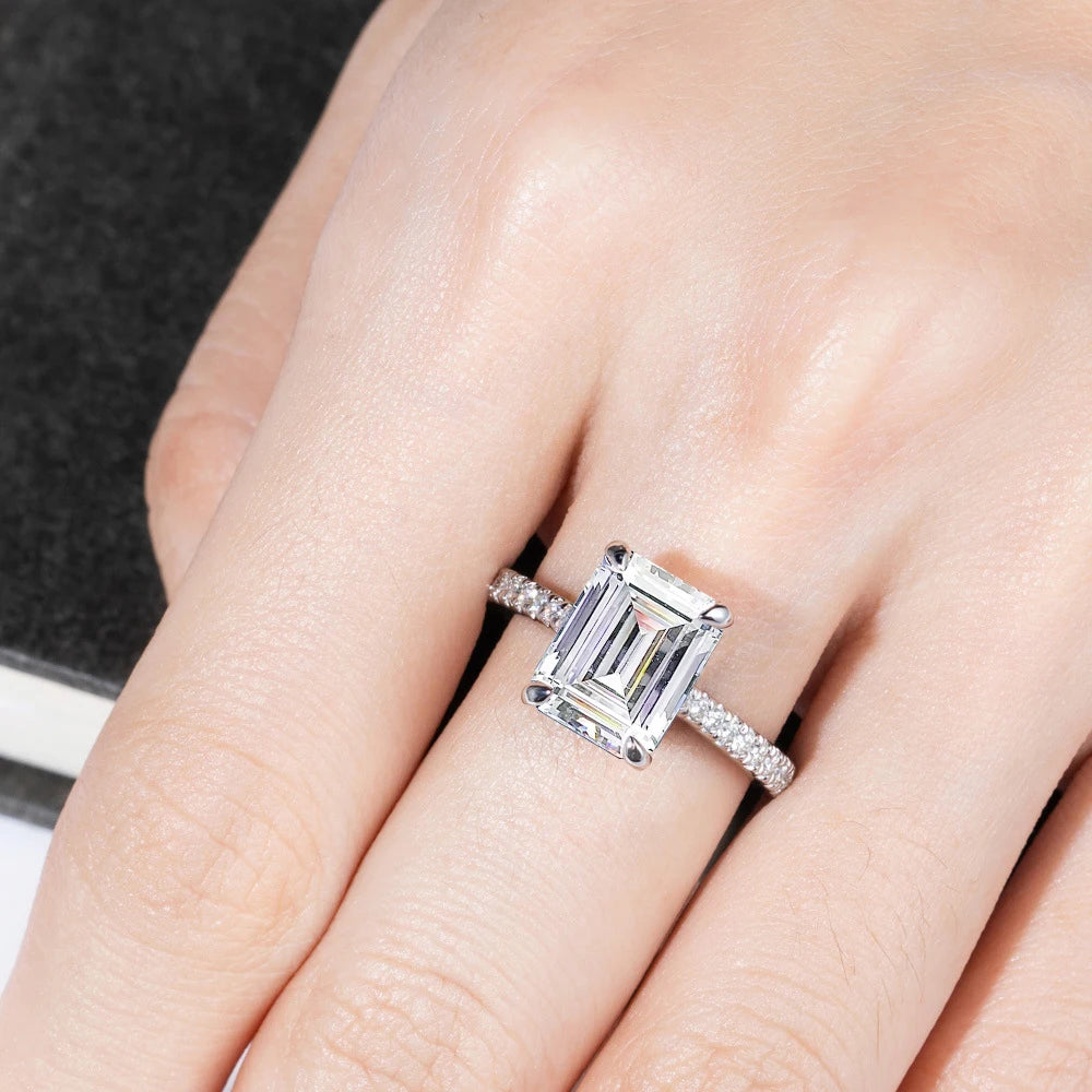 Emerald Cut Moissanite Ring, 4CT D Color VVS1 Luxury look for women