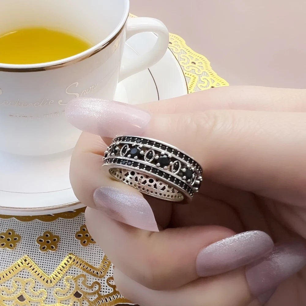 Black Ornament Ring – Vintage Sterling Silver Jewelry | Elegant Geometric Design