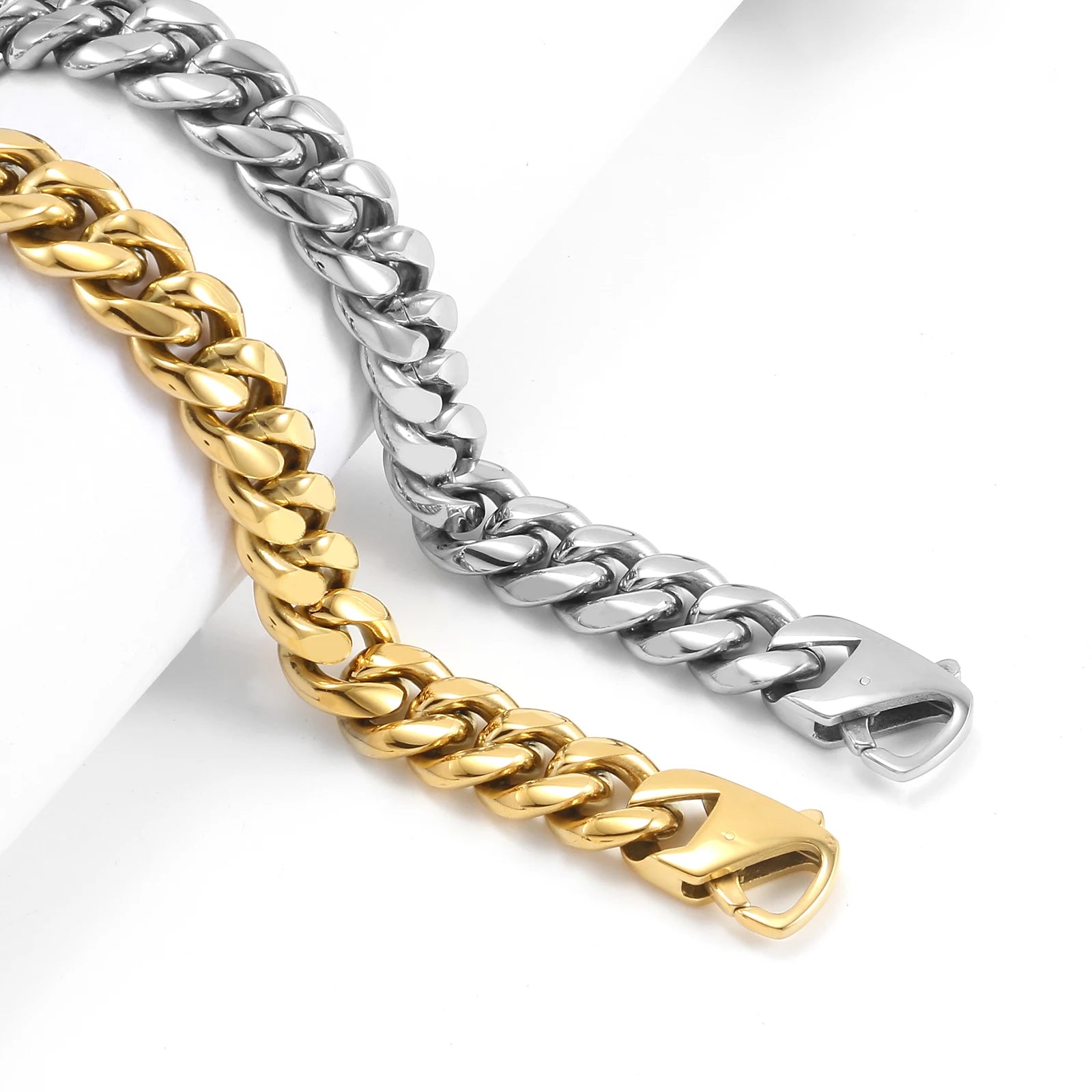 Luxury Necklace – For Unisex