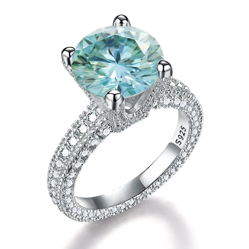 Luxury 5CT Round Cut VVS1 D Color Engagement Ring for Women.