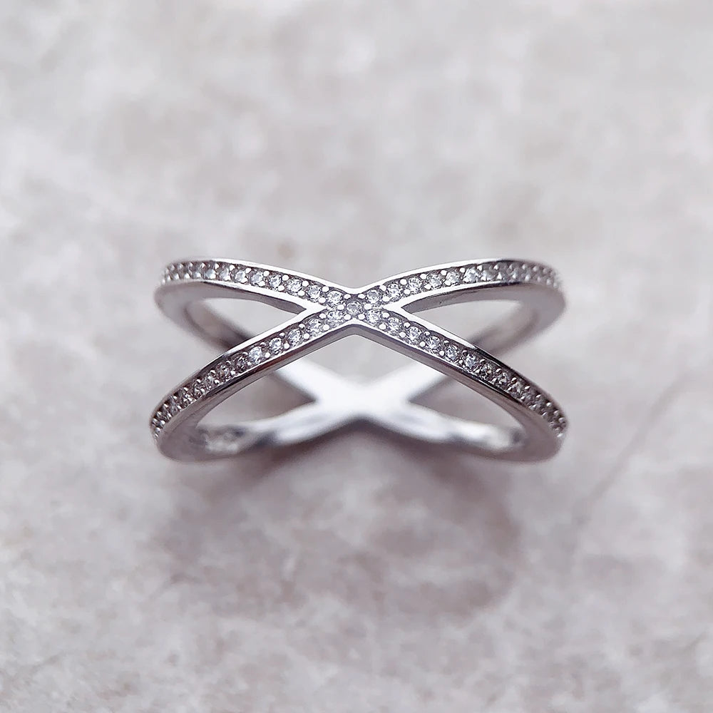 Minimalist Geometric Ring