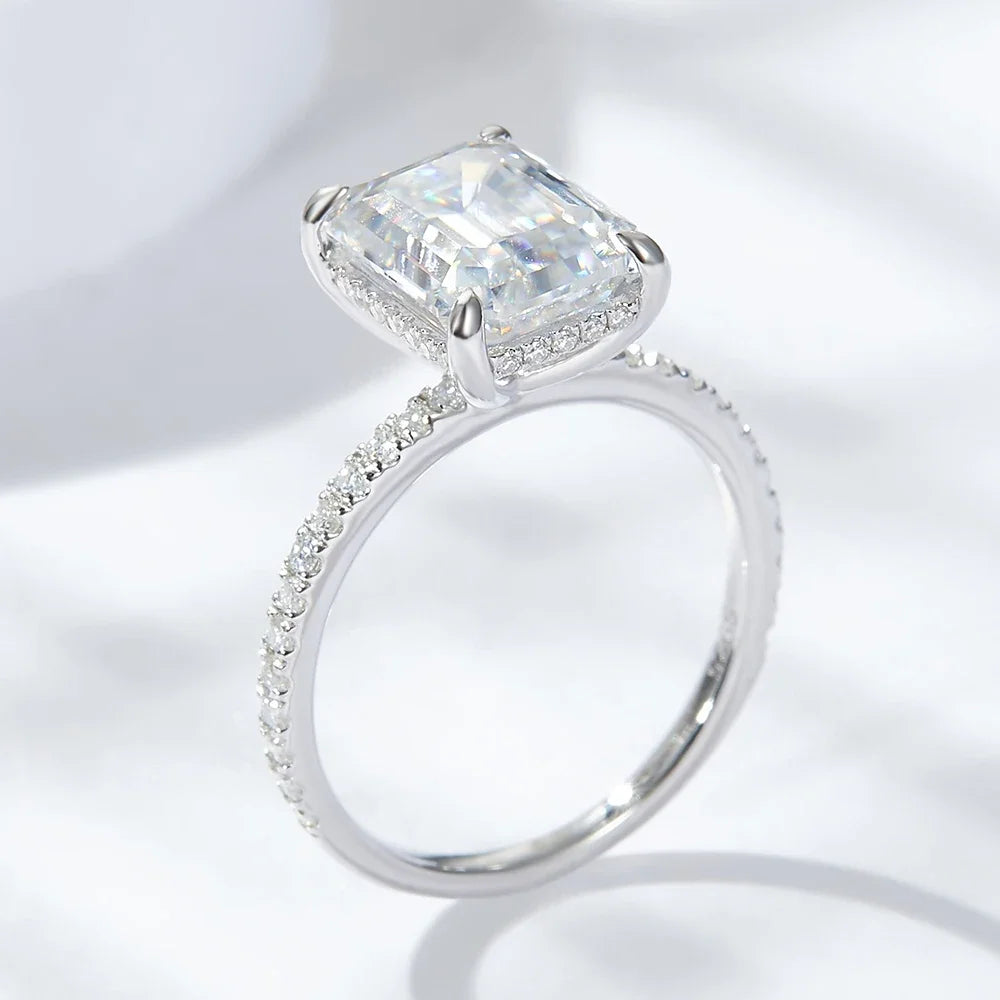 Emerald Cut Moissanite Ring, 4CT D Color VVS1 Luxury look for women