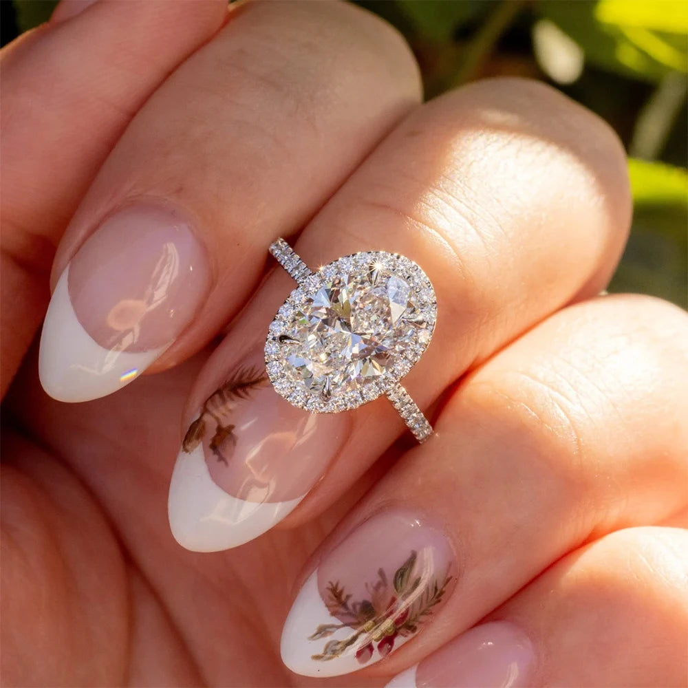 3CT & 5CT Oval Halo D Color VVS1 Engagement Ring for Women