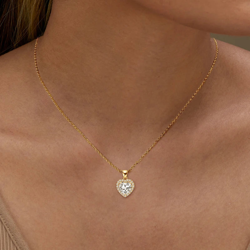 Eternal Glow Heart Pendant 2CT Moissanite Necklace