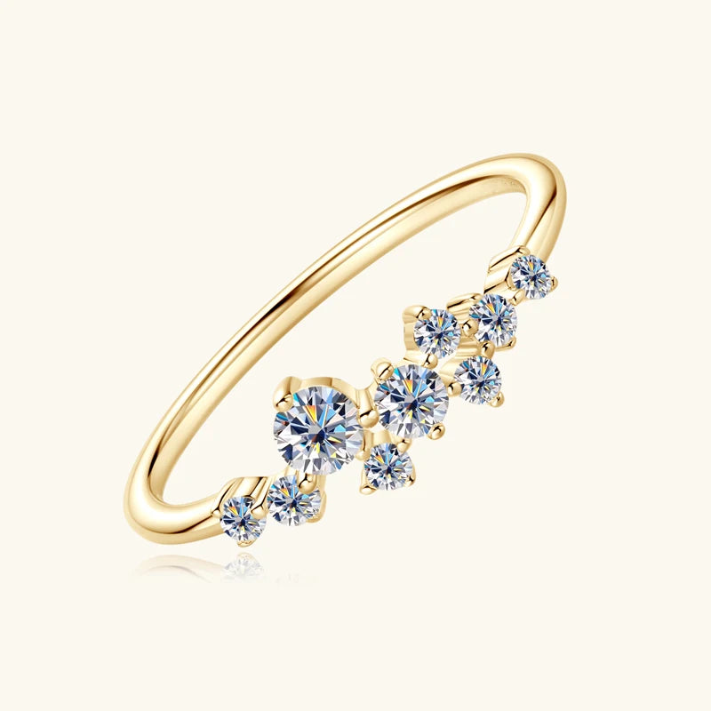 LUMINOUS CHARM MOISSANITE RING