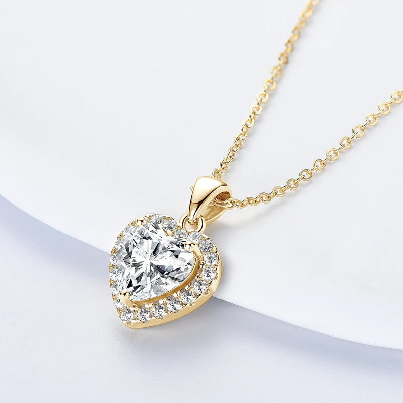Eternal Glow Heart Pendant 2CT Moissanite Necklace