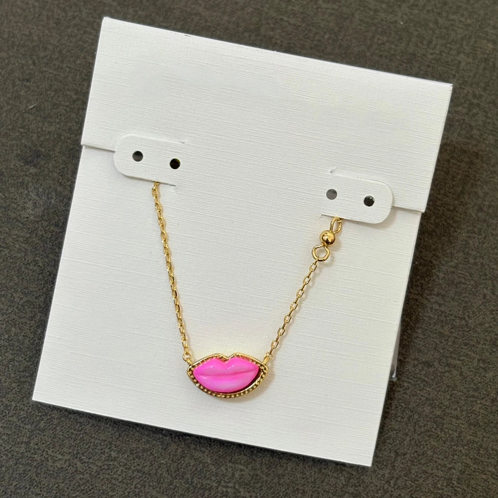 Kendra Scott Pink Lips Pendant Necklace – Trendy