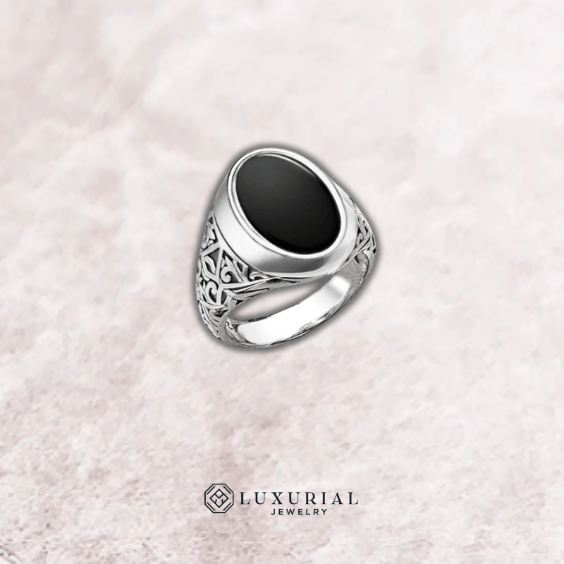 Vintage Black Oval Signet Ring