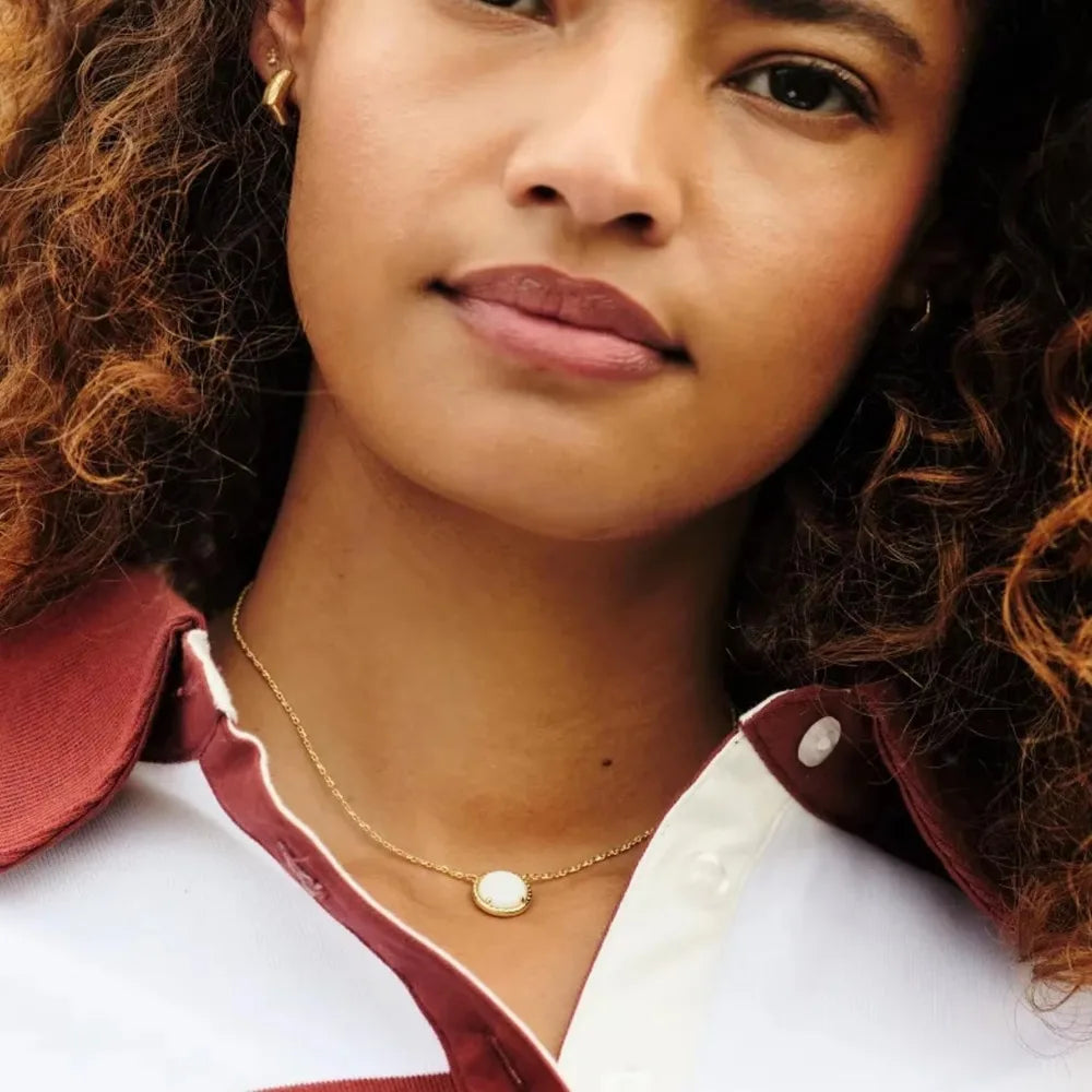 Kendra Scott Volleyball Short Pendant Necklace