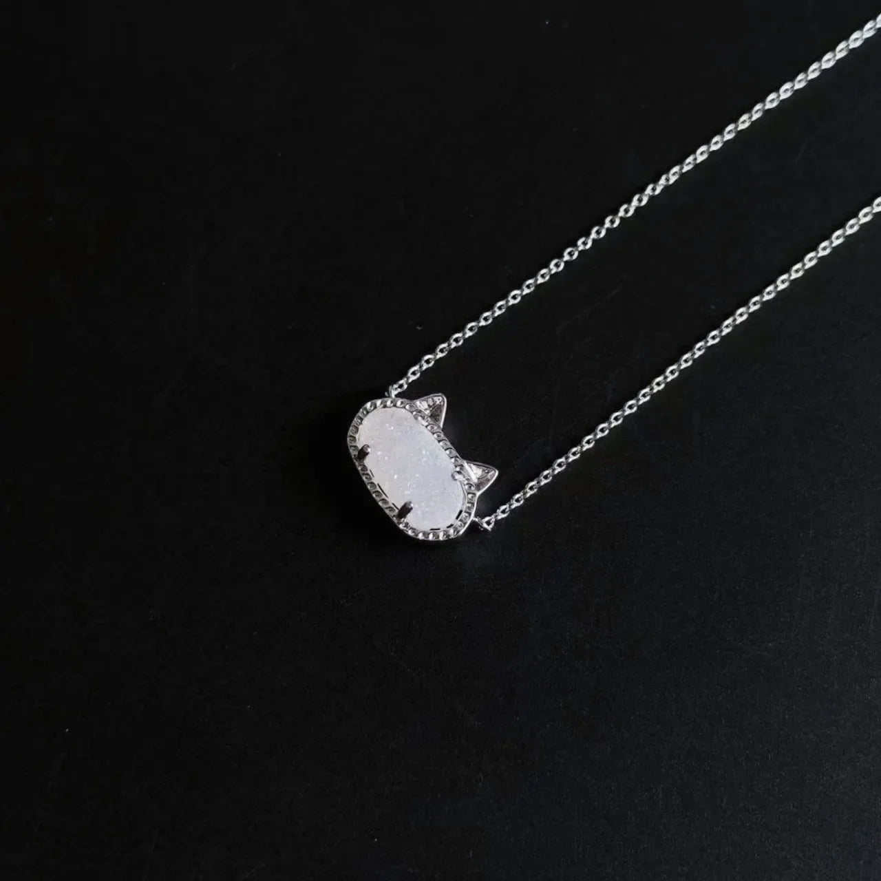 Kendra Scott Elisa Cat Pendant Necklace