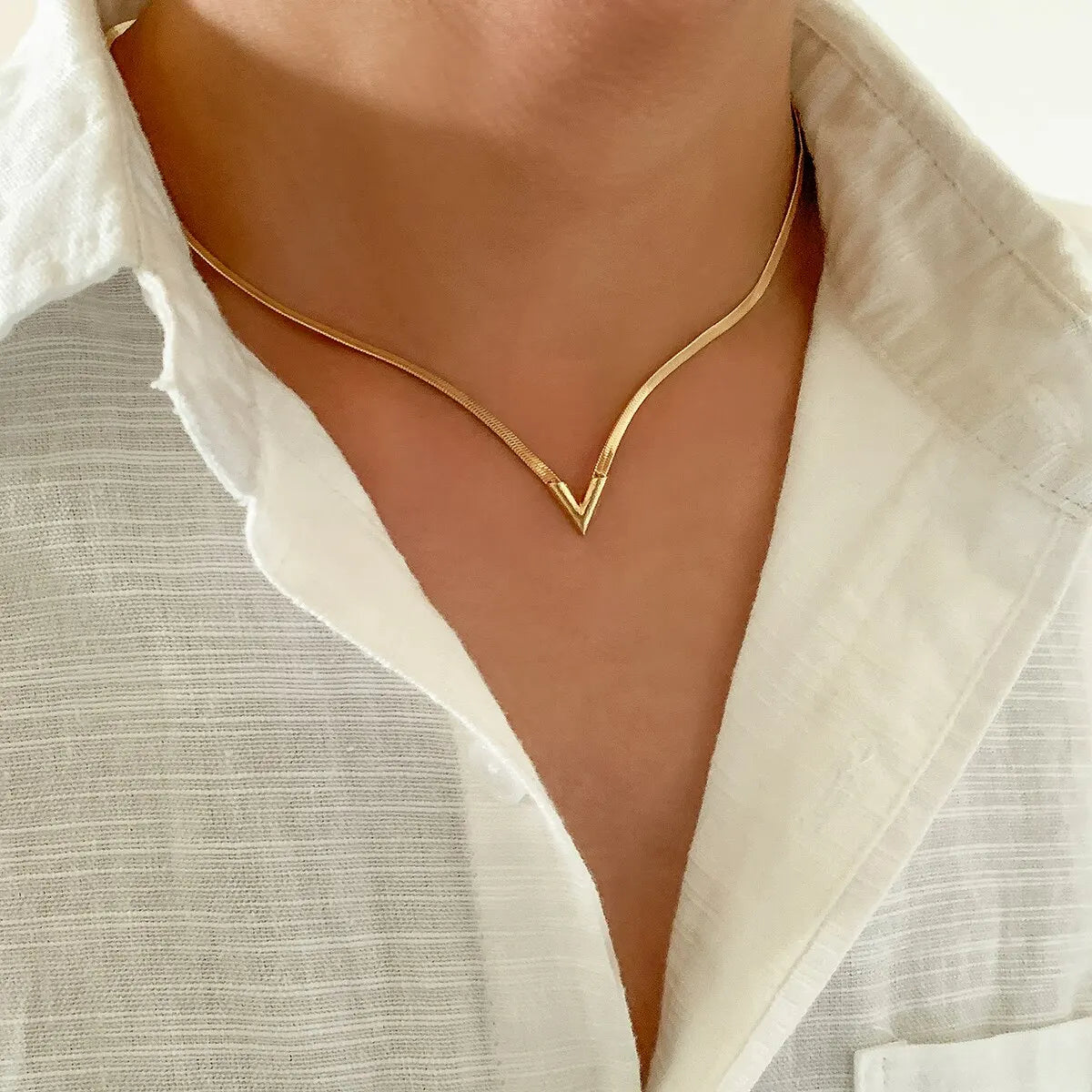 Gold-Plated Chain Necklace for Women | Geometric Coin Pendant