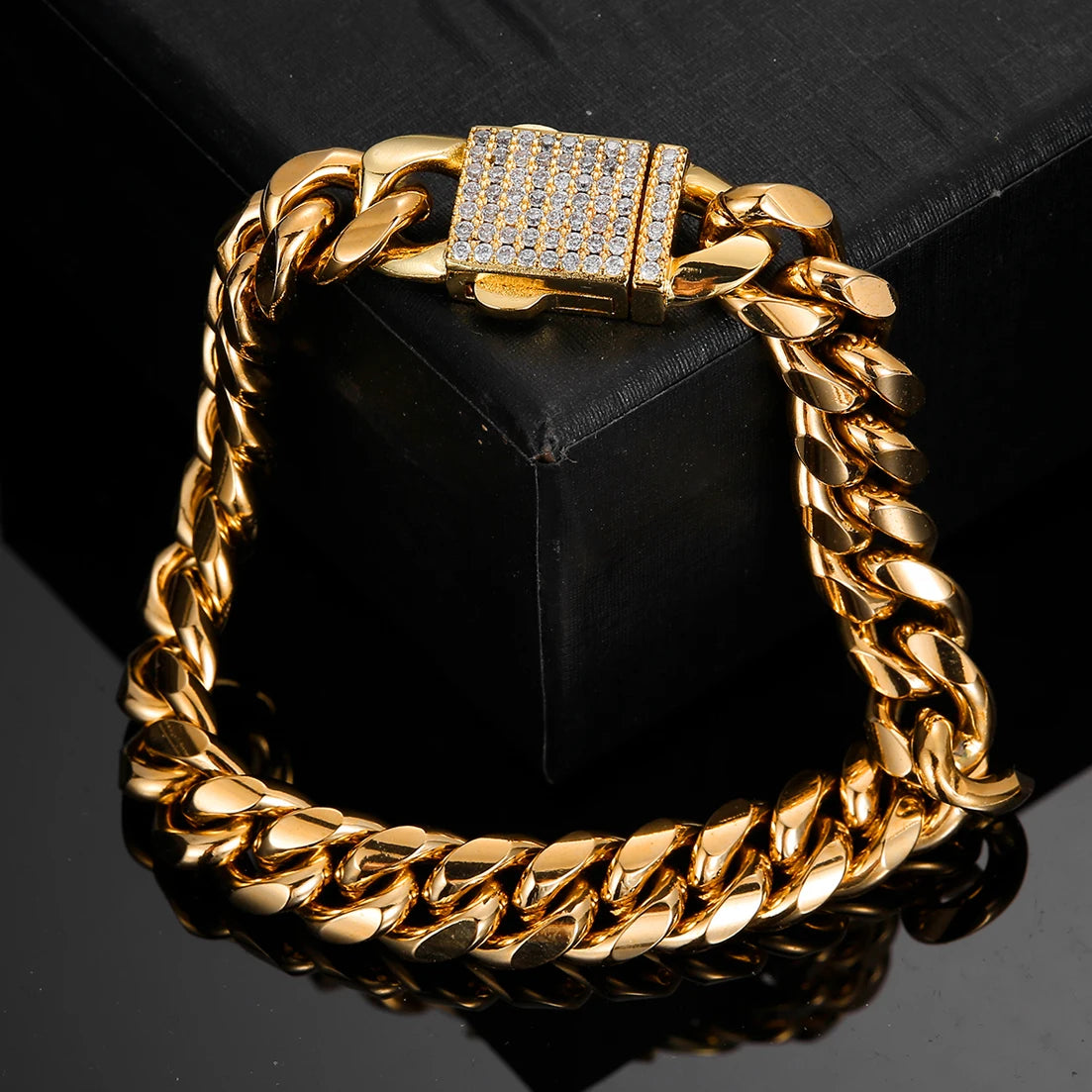 Goma Bracelet - Crystal Buckle Jewelry for Men