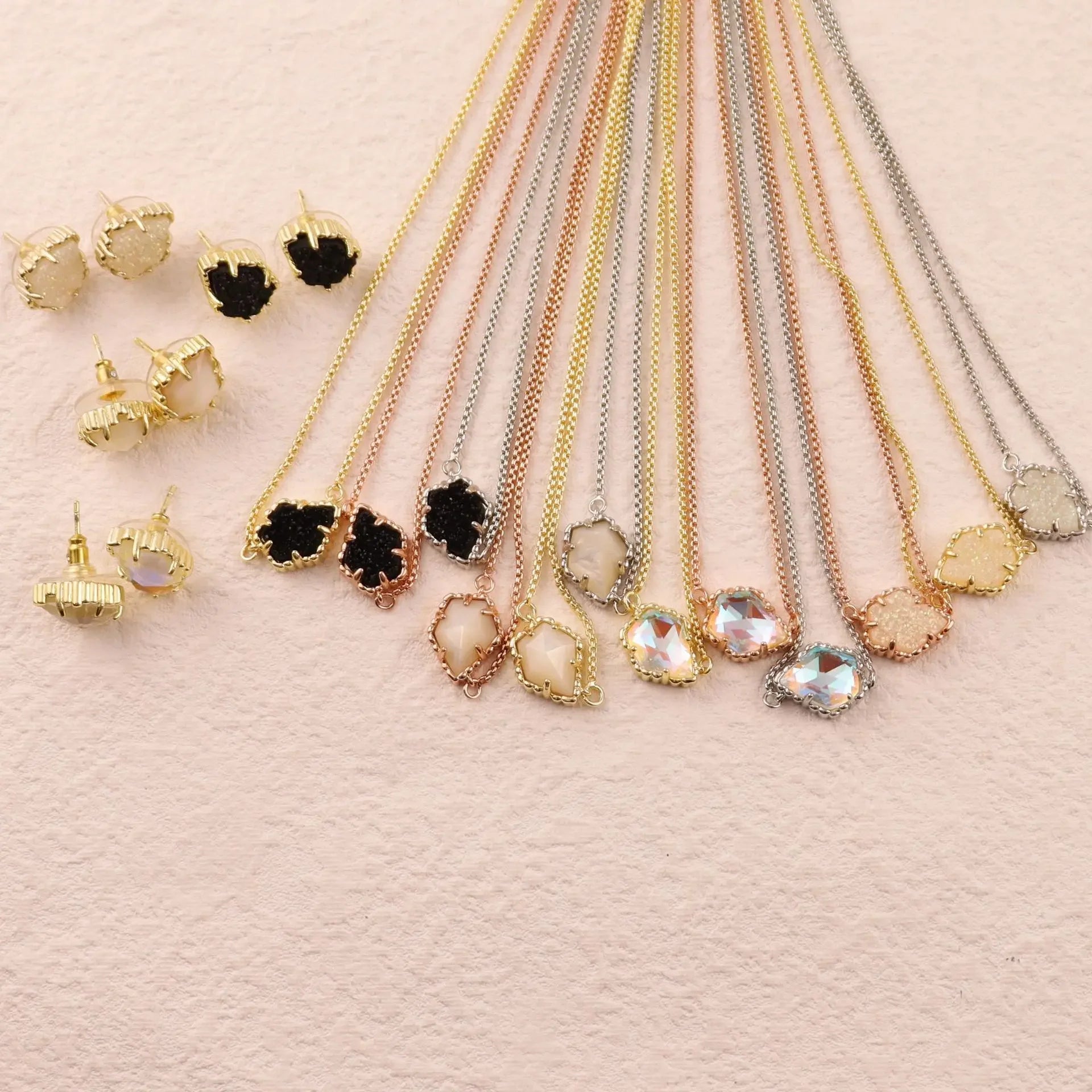 Tessa Pendant Necklace & Earrings Kendra Scott Set